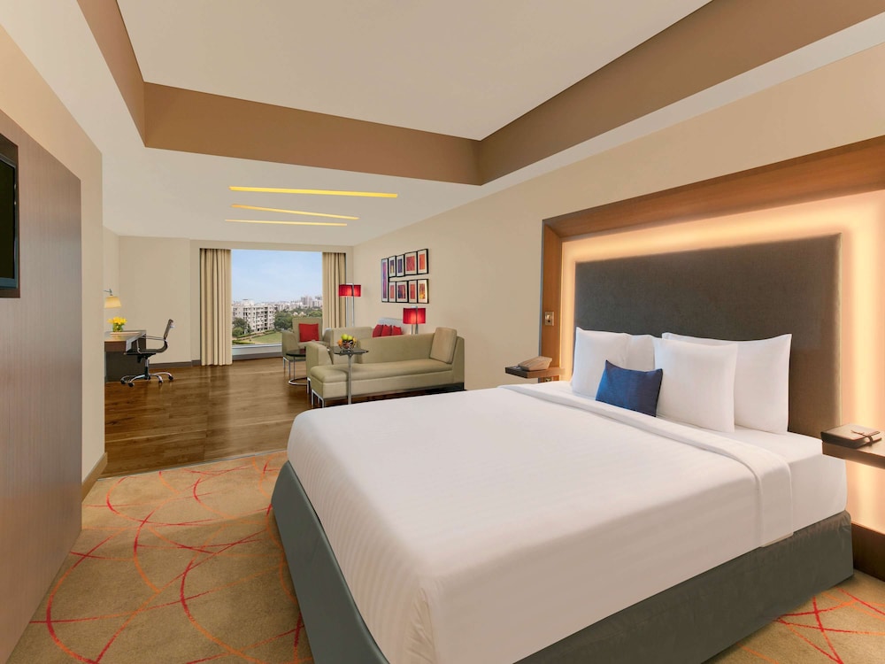 Novotel Ahmedabad 22/71