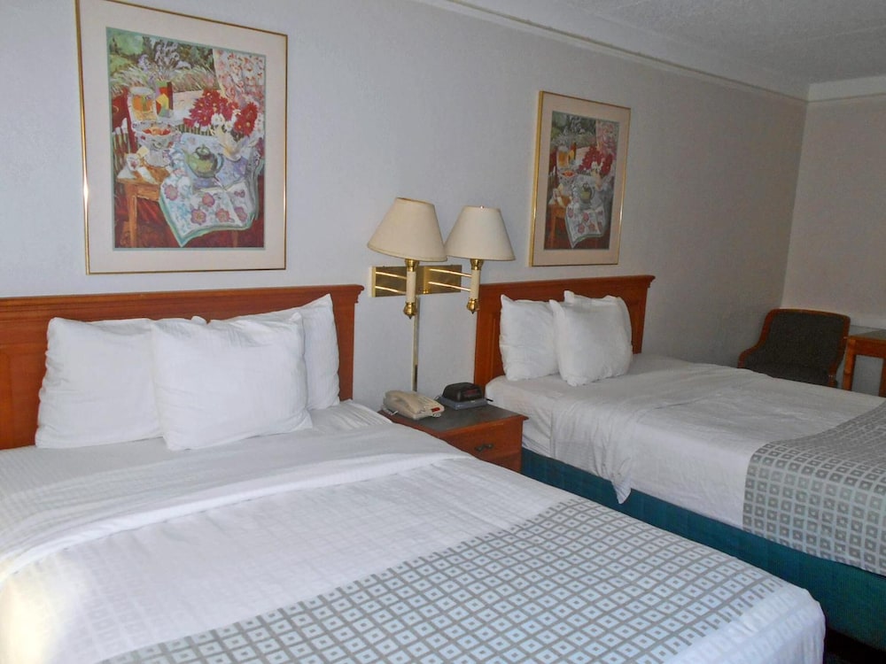 Motel 6 Jacksonville Fl Airport Area South 28/60