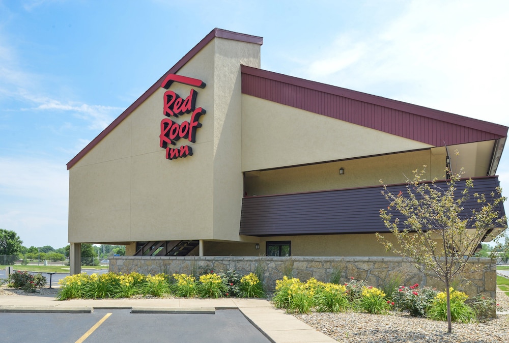 Red Roof Inn Champaign 1/23