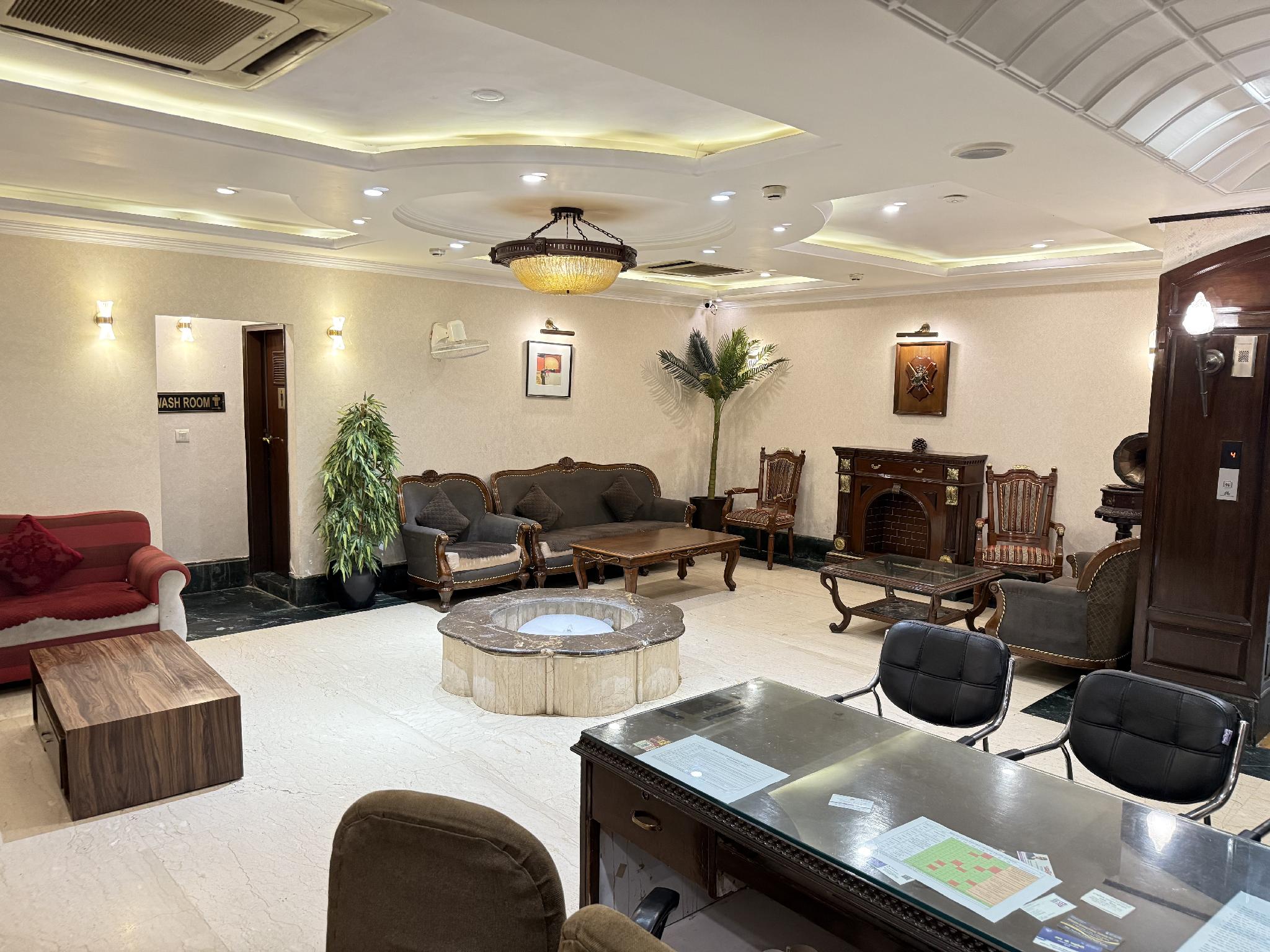 Hotel Diplomat Residency 35/46