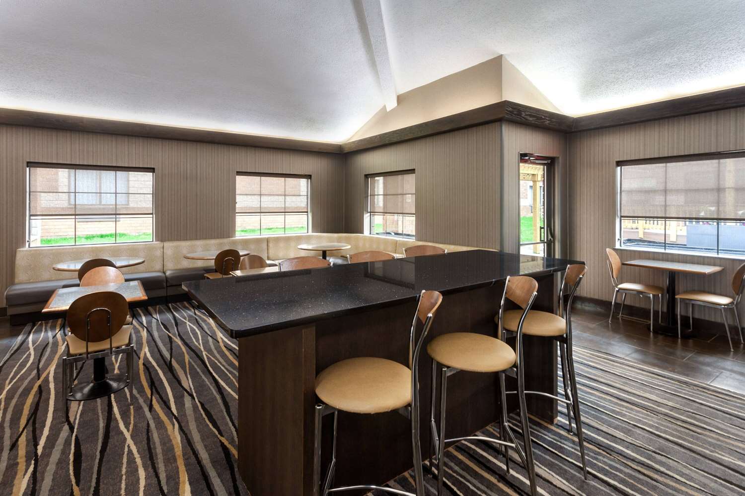 Super 8 by Wyndham Copley Akron 6/15