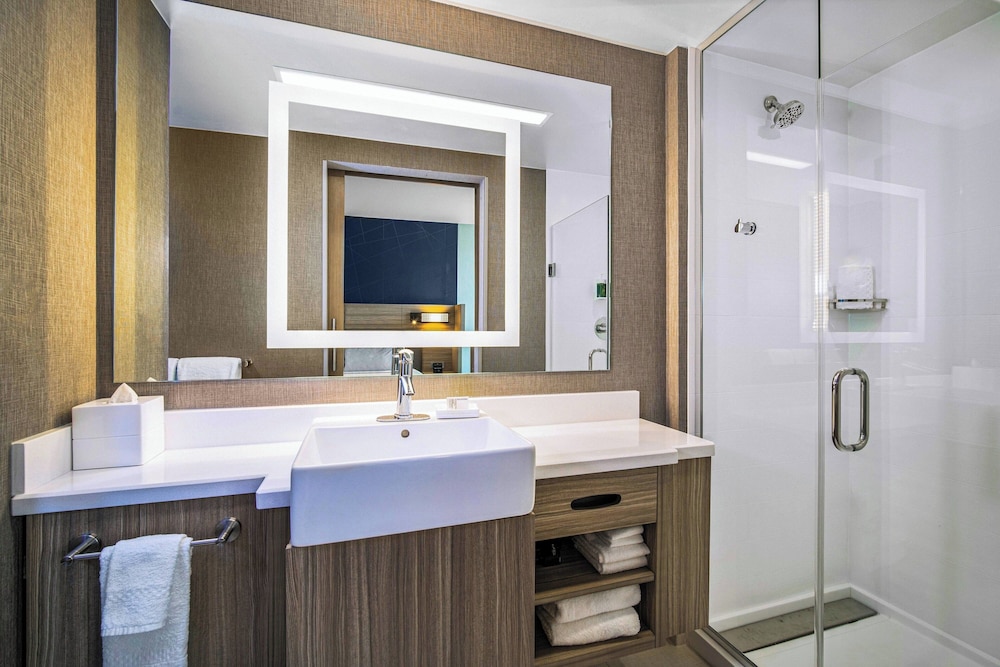 جناح بسريرين كوين مع سرير سحّاب إضافي لذوي الإعاقة، SpringHill Suites by Marriott Phoenix Goodyear 2/2
