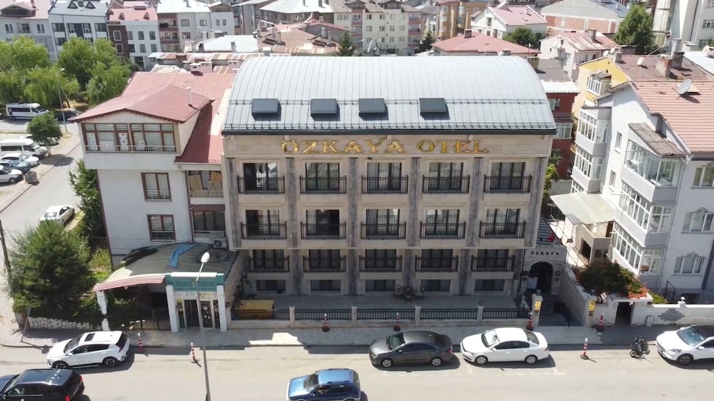 Ozkaya Otel 3/49