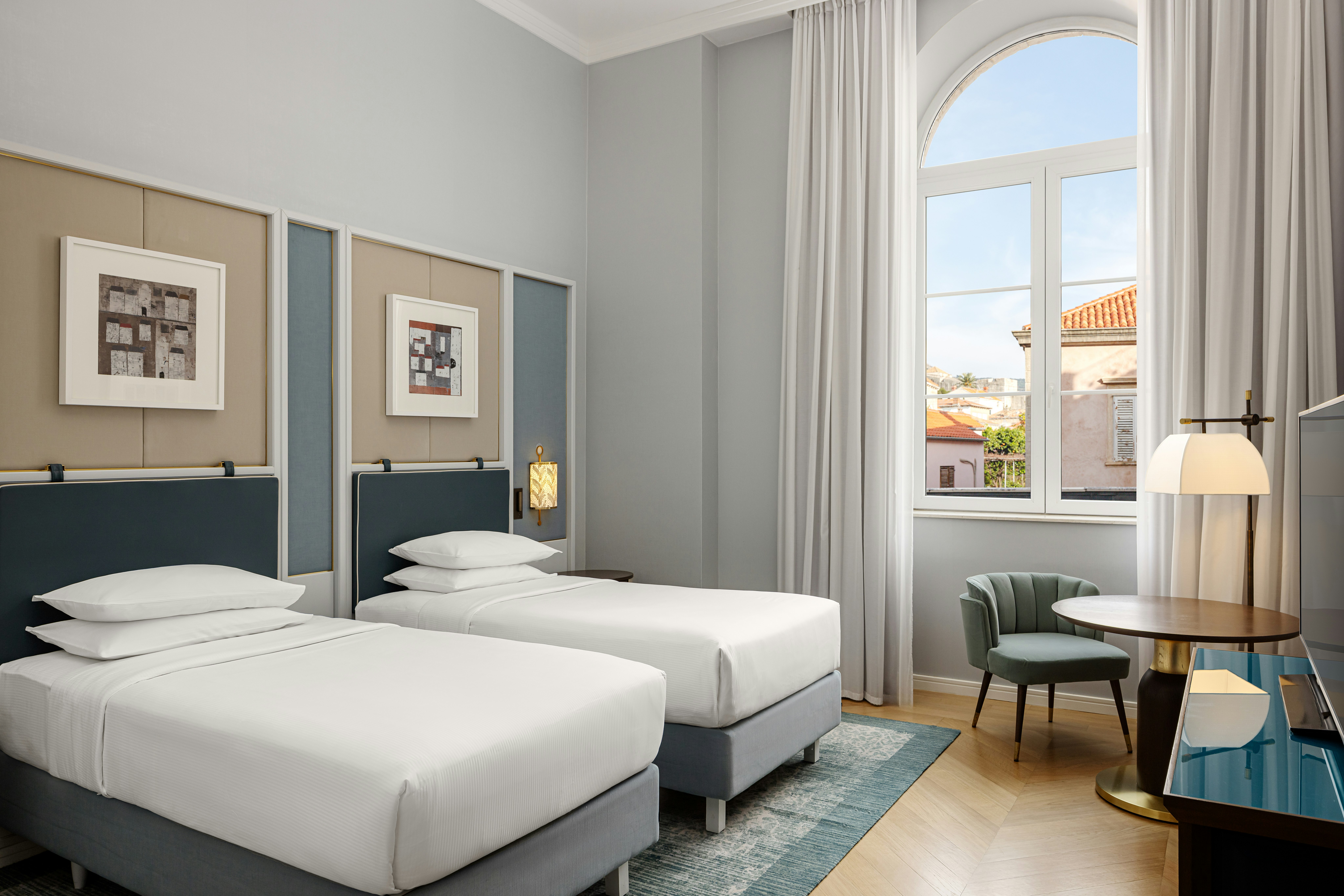 GUEST ROOM, TWIN BEDS, ACCESSIBLE