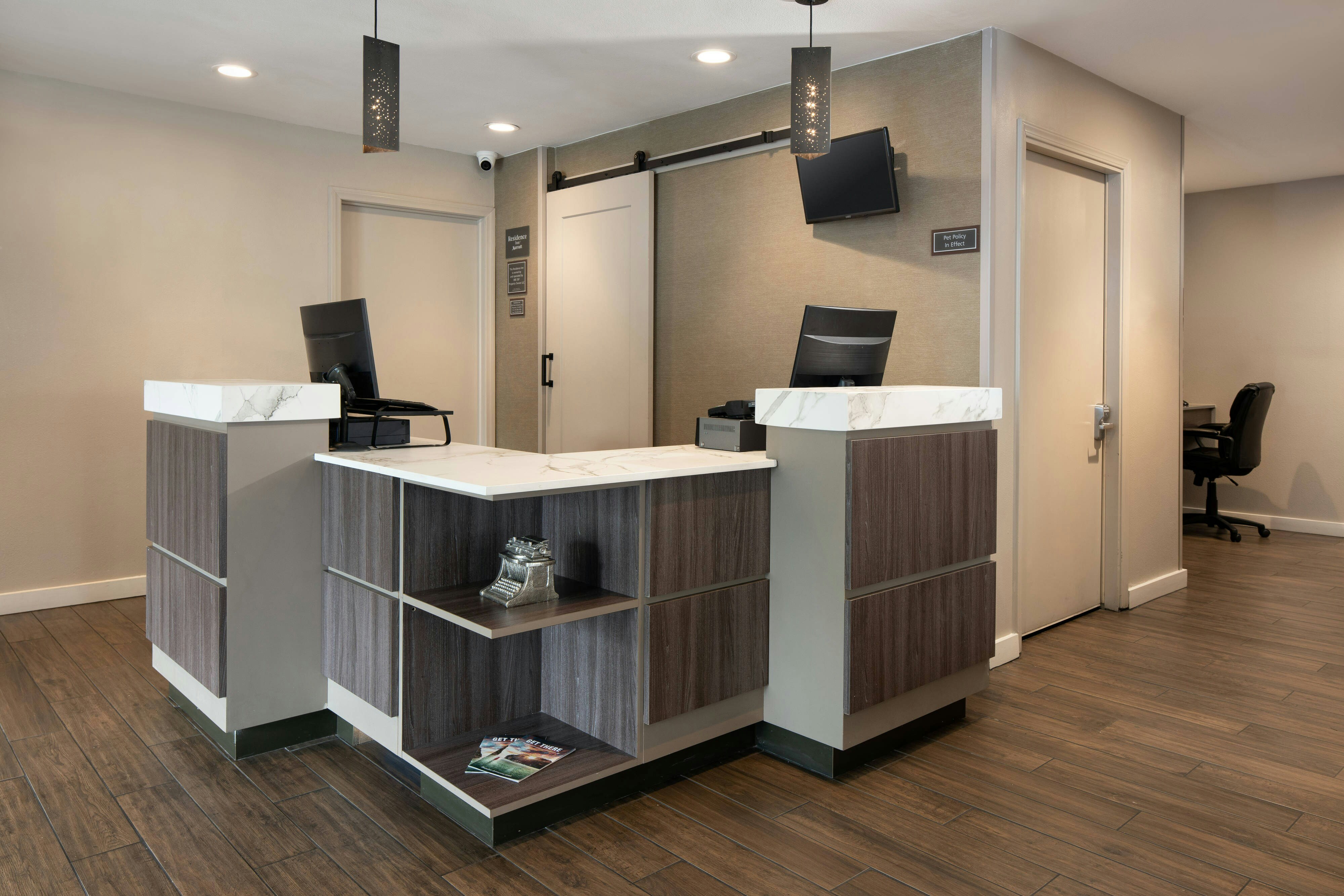 Residence Inn Anaheim Placentia Fullerton 7/50