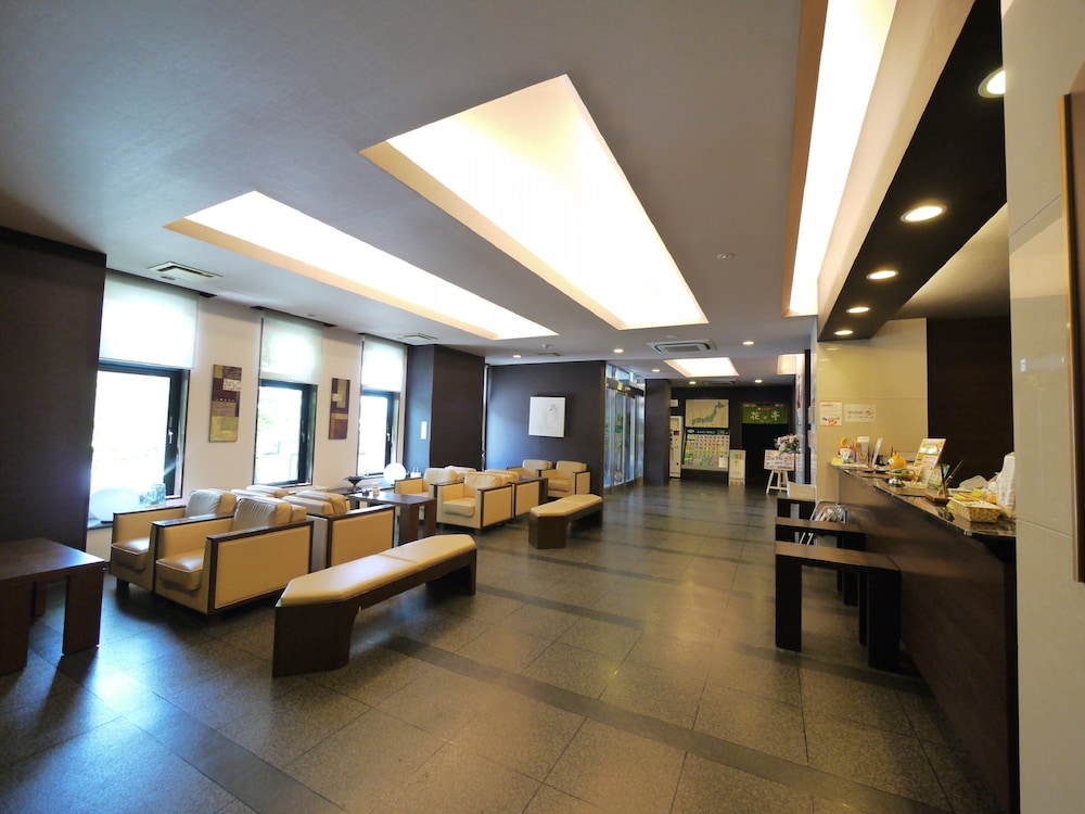 Hotel Route-Inn Hikone 2/45