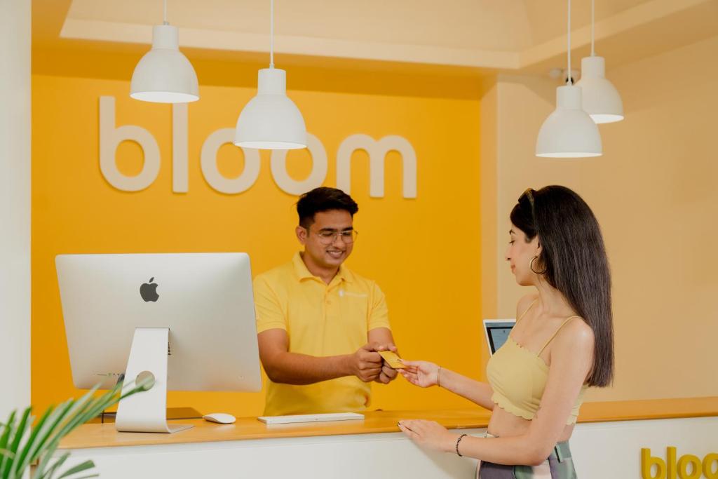 Bloom Hotel - Sector 62 5/17