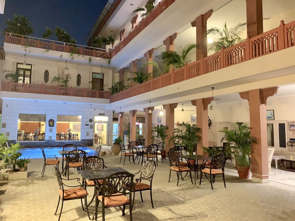 SURYAA VILLA JAIPUR A CLASSIC HERITAGE HOTEL 121/134