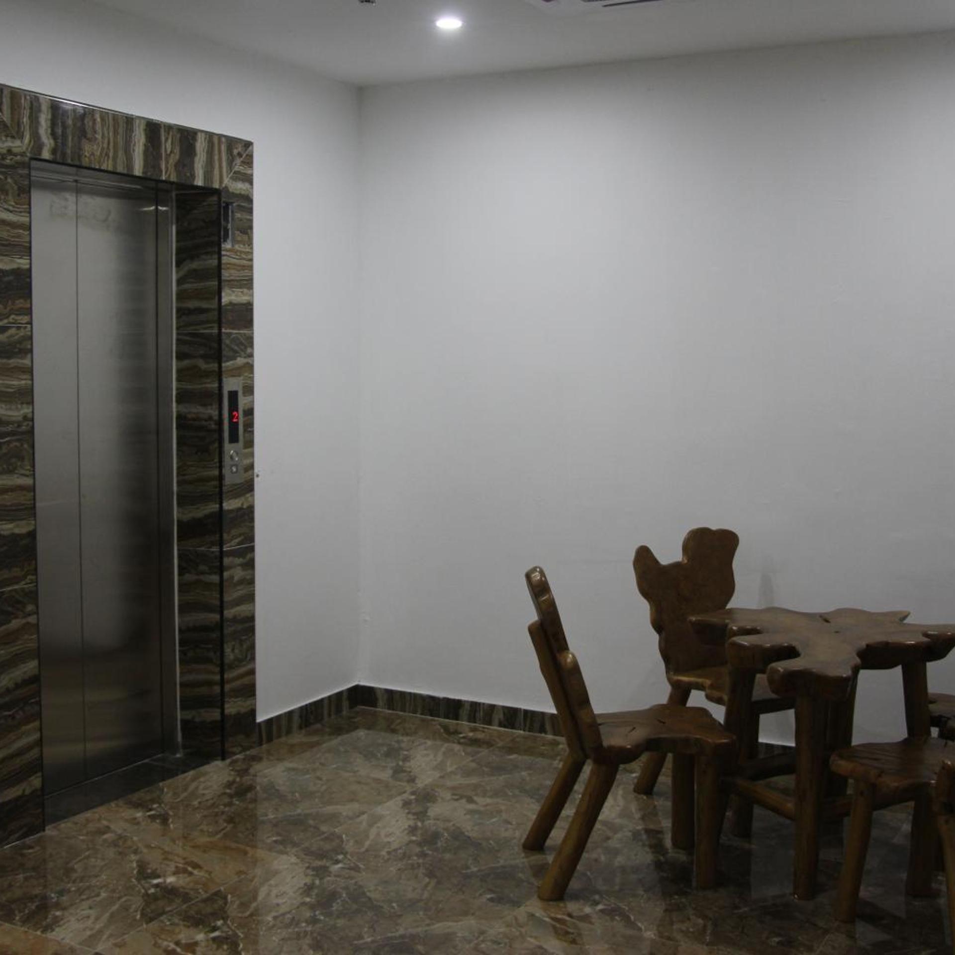 Fan Holiday Hotel 41/50
