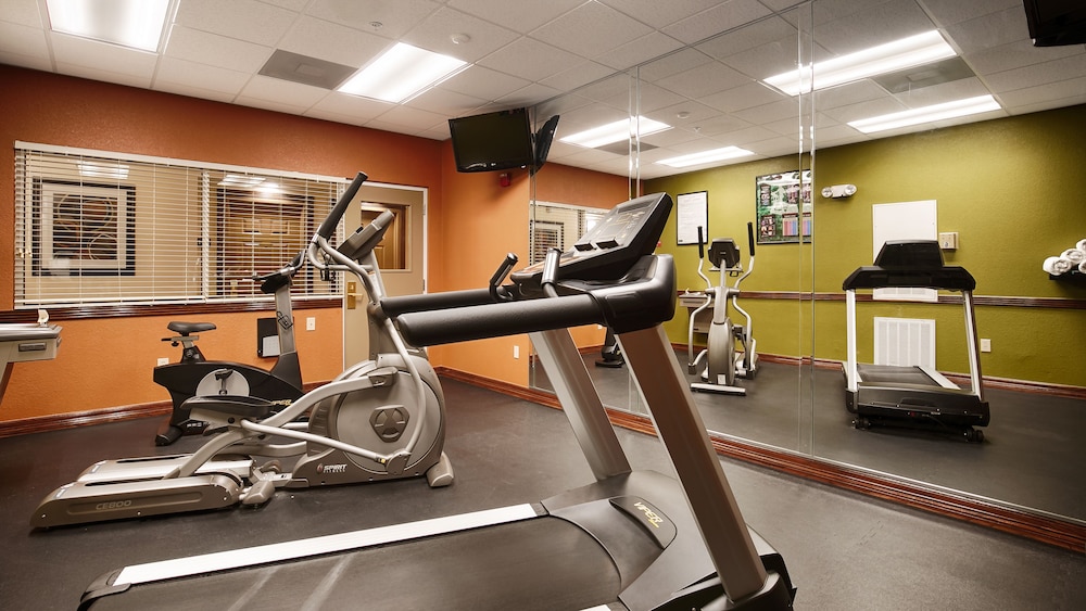 Best Western Plus Hobby Airport Inn and Suites 25/58