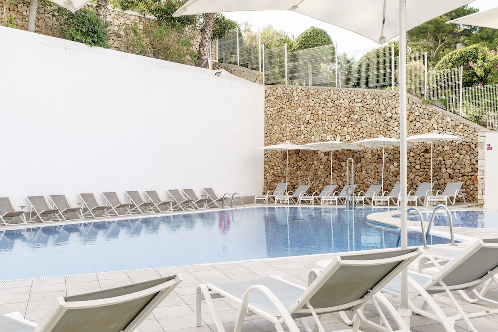 Aluasoul Mallorca Resort - Adults Only 69/71