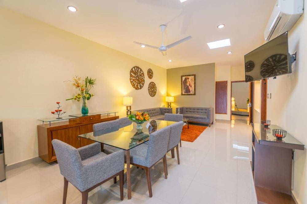 Hotel Ecce Inn 31/32