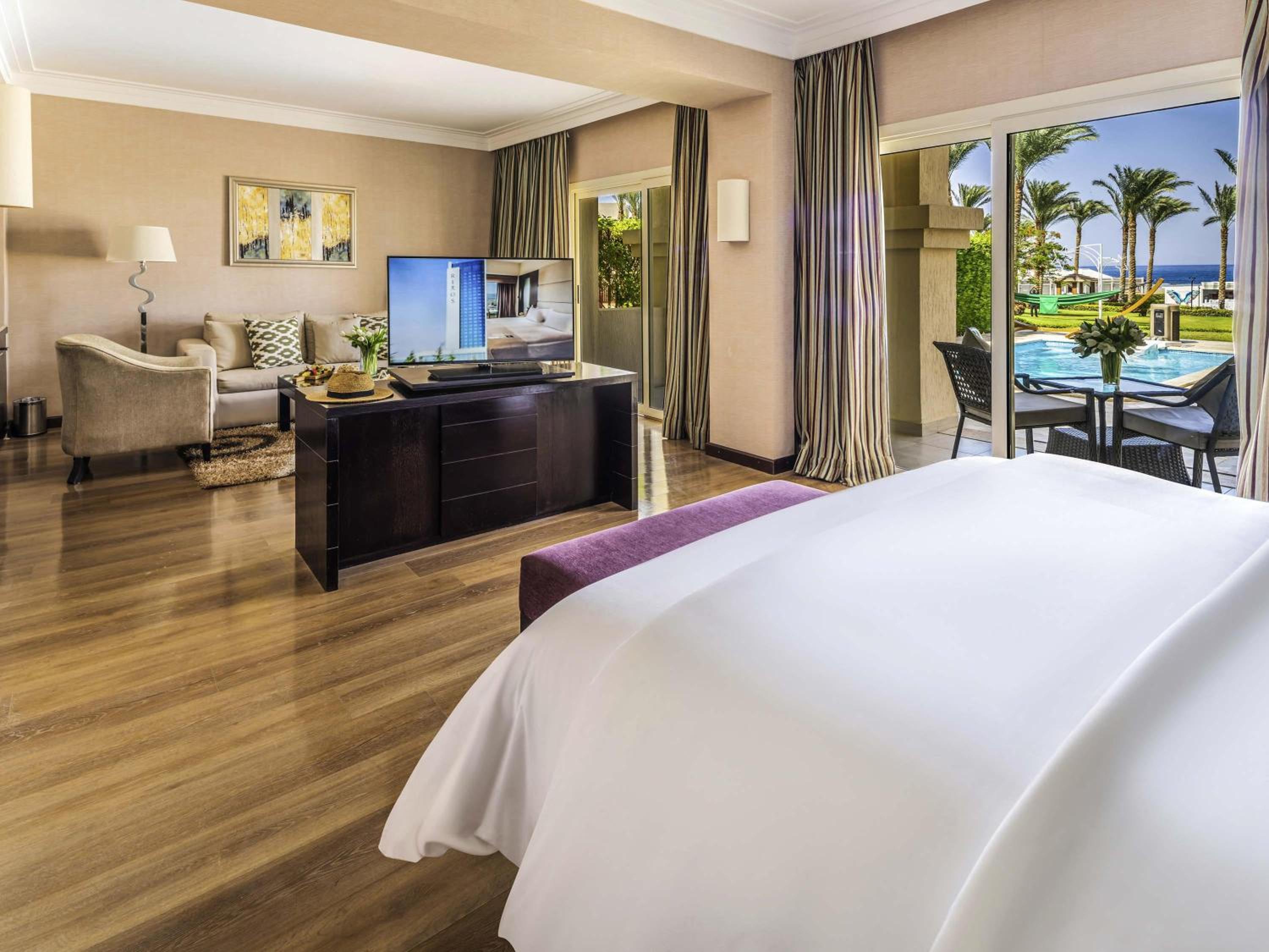 Swim Up, Suite, Double Bed