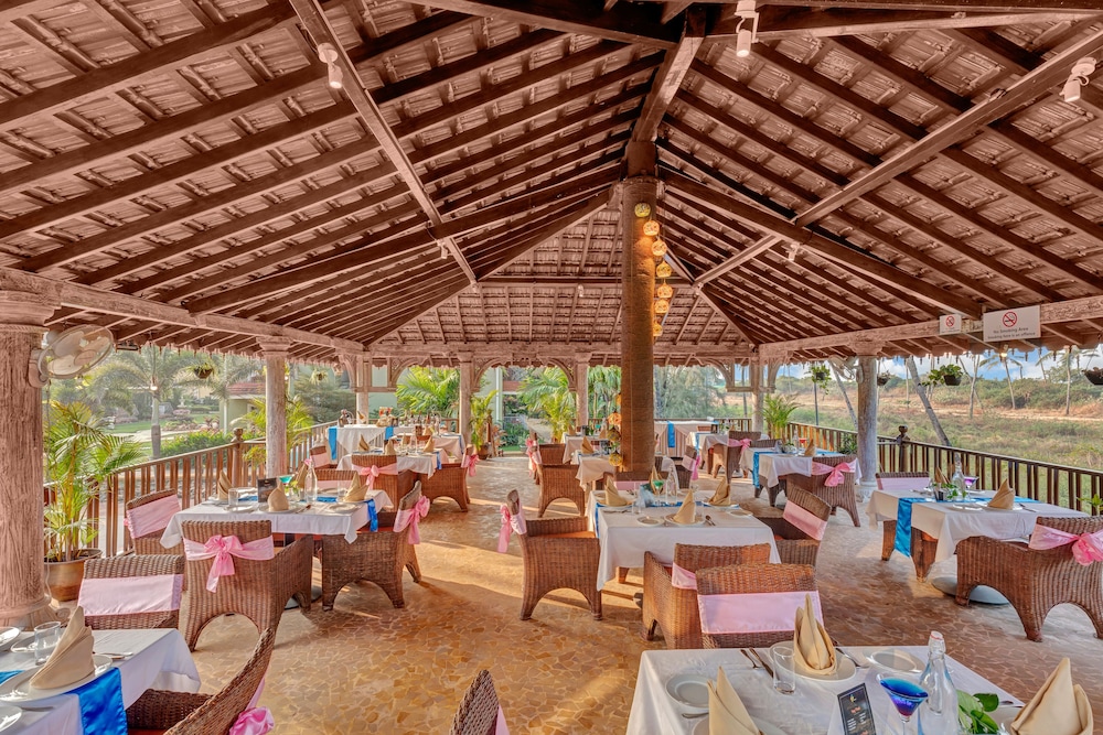 Club Mahindra Acacia 22/35