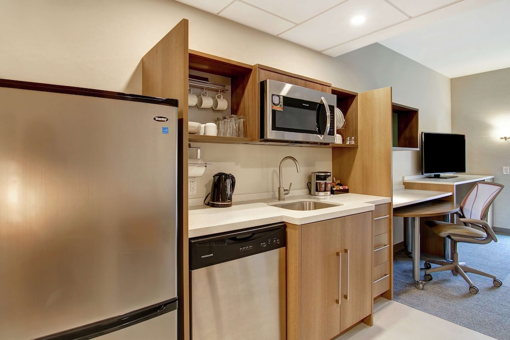 Home2 Suites By Hilton Montreal Dorval 59/68