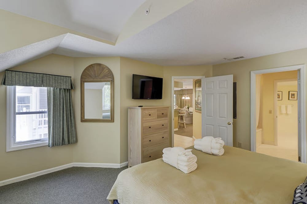 Ocean Palms Villas at Port Royal Resort 20/50