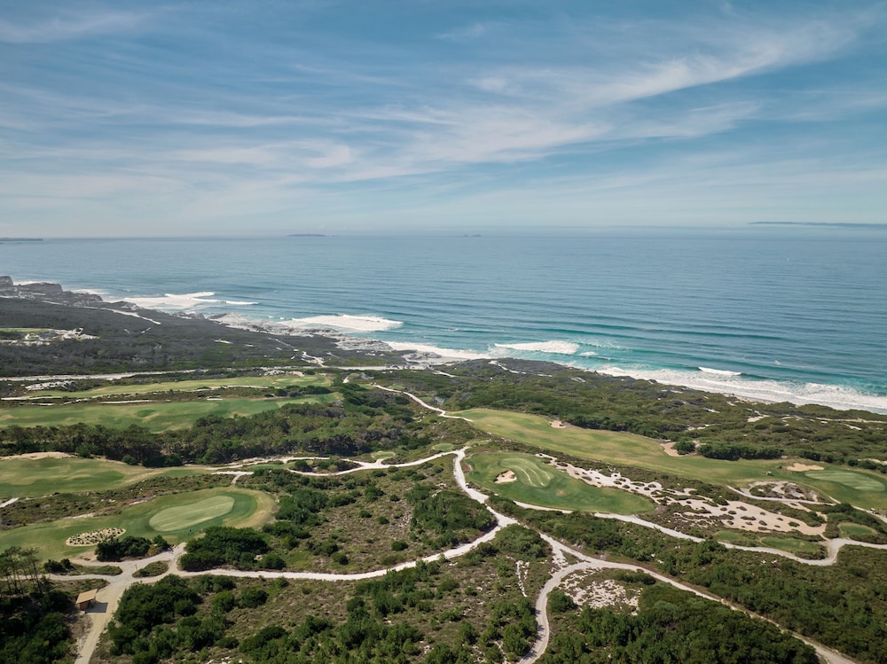 West Cliffs Ocean & Golf Resort 37/41