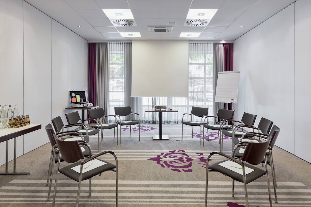 Courtyard by Marriott Wiesbaden-Nordenstadt 49/50