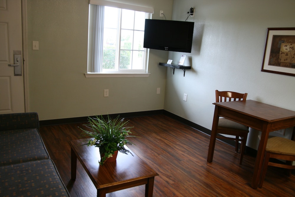Affordable Suites of America 20/29