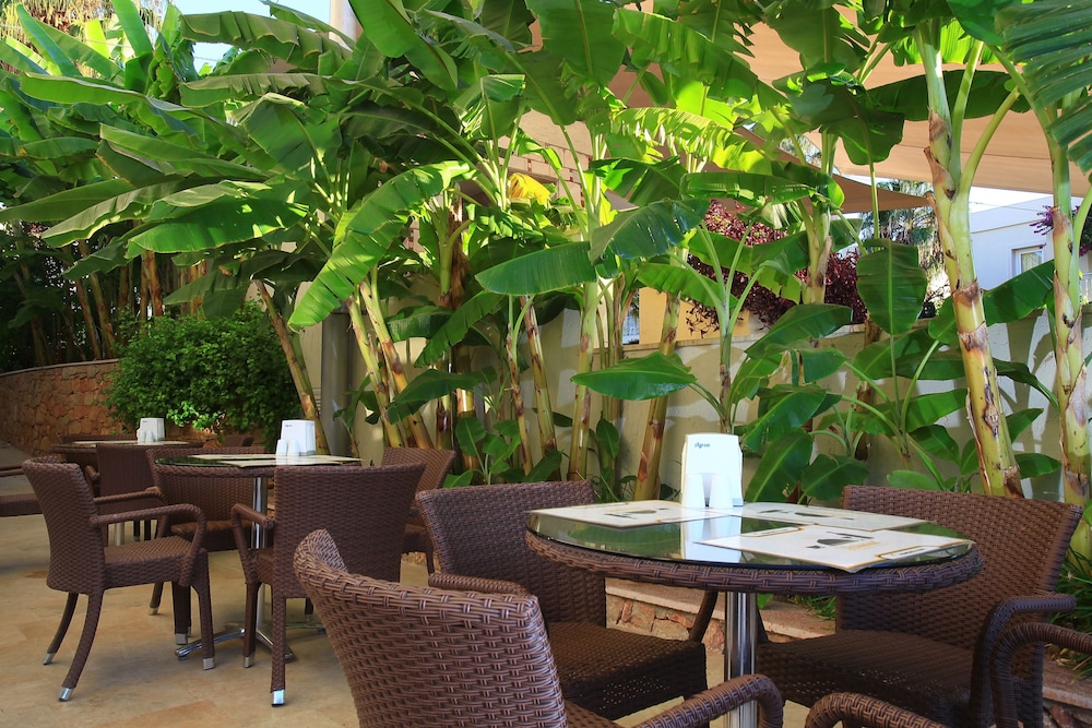 Mandarin Resort Hotel 45/66