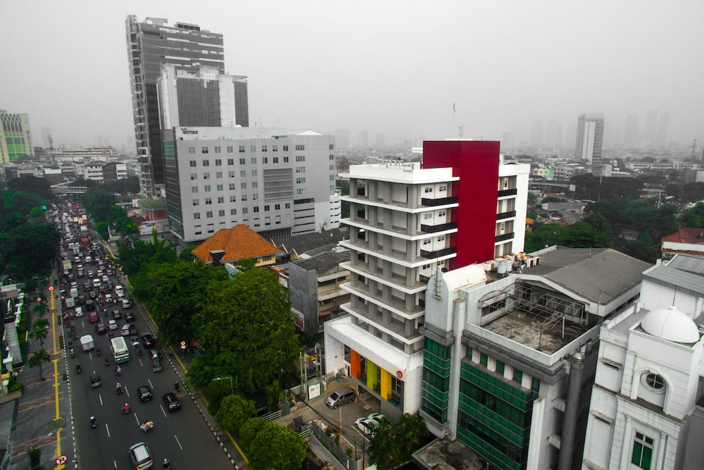 Amaris Hotel Fachrudin Tanah Abang 25/43