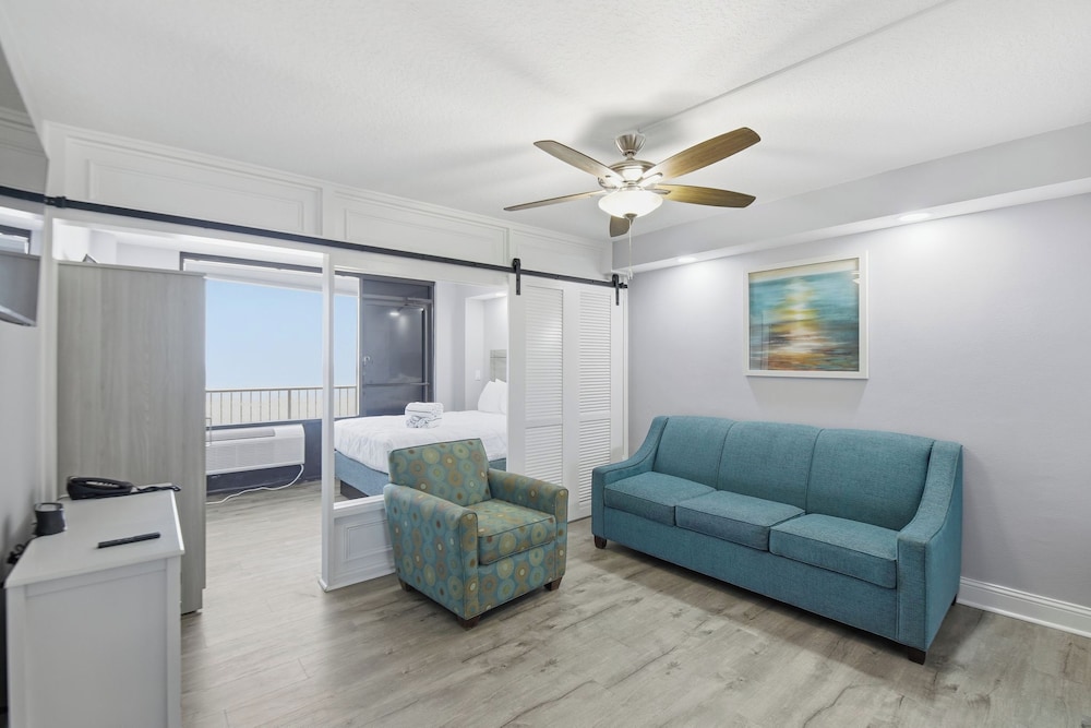 The Maverick Resort 31/50