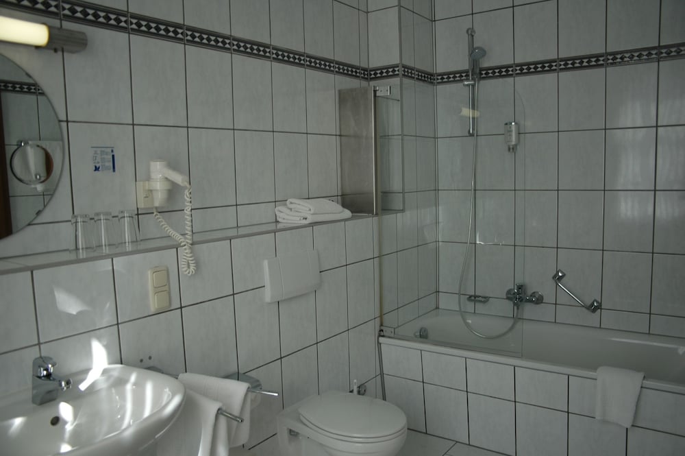 Hotel Zum Baeren 37/38