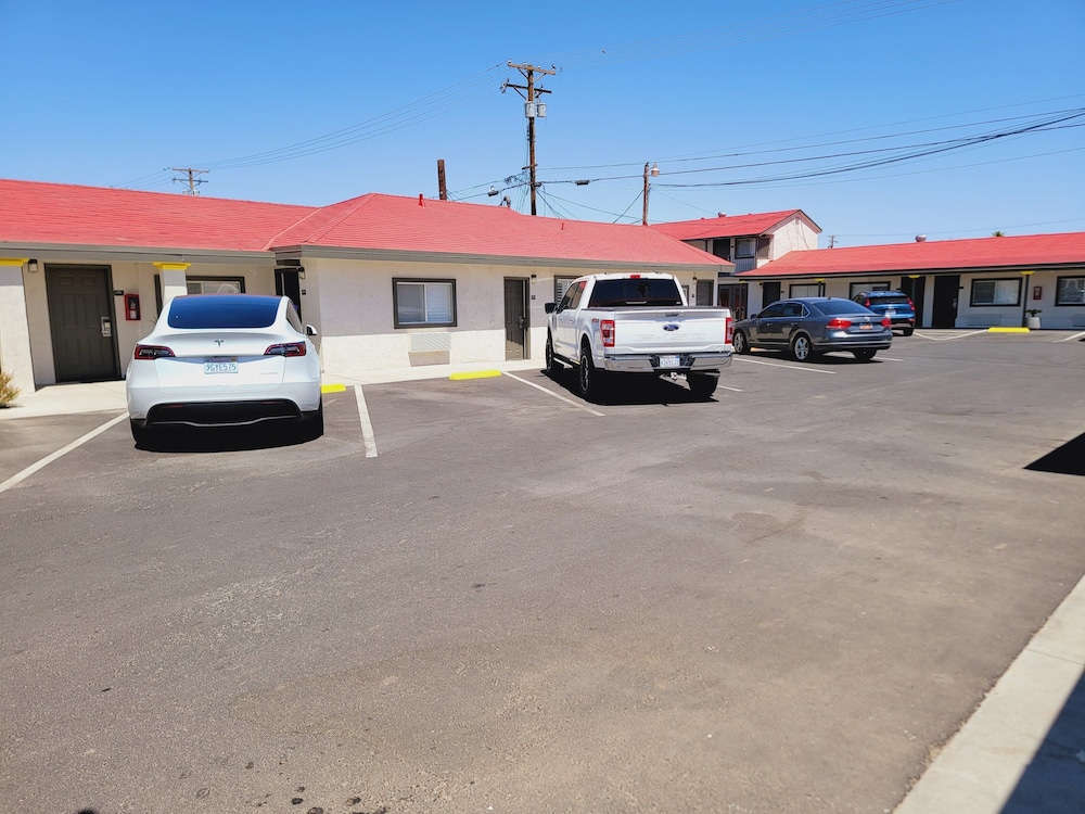 Super 8 by Wyndham El Centro North 26/29