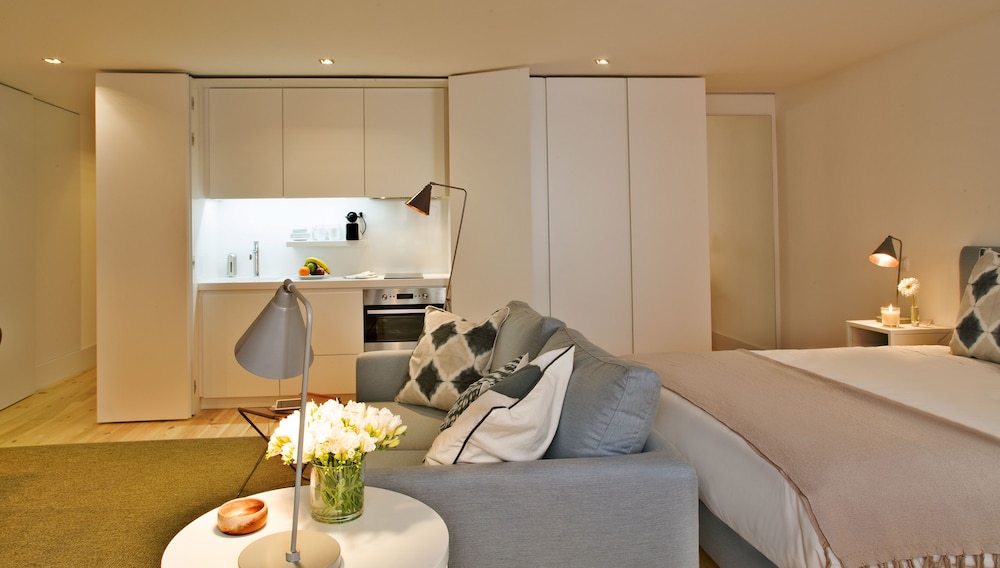 Lisbon Five Stars Apartments Combro 77 24/37