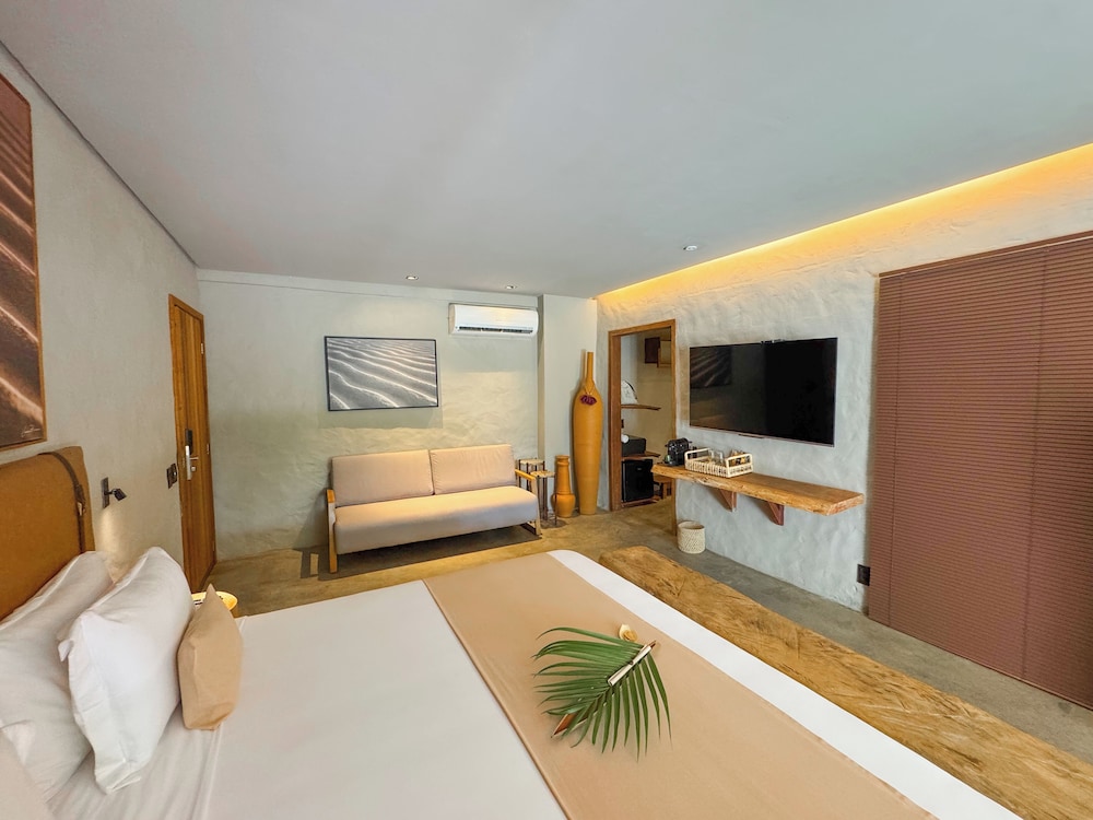 Makena Hotel 7/44