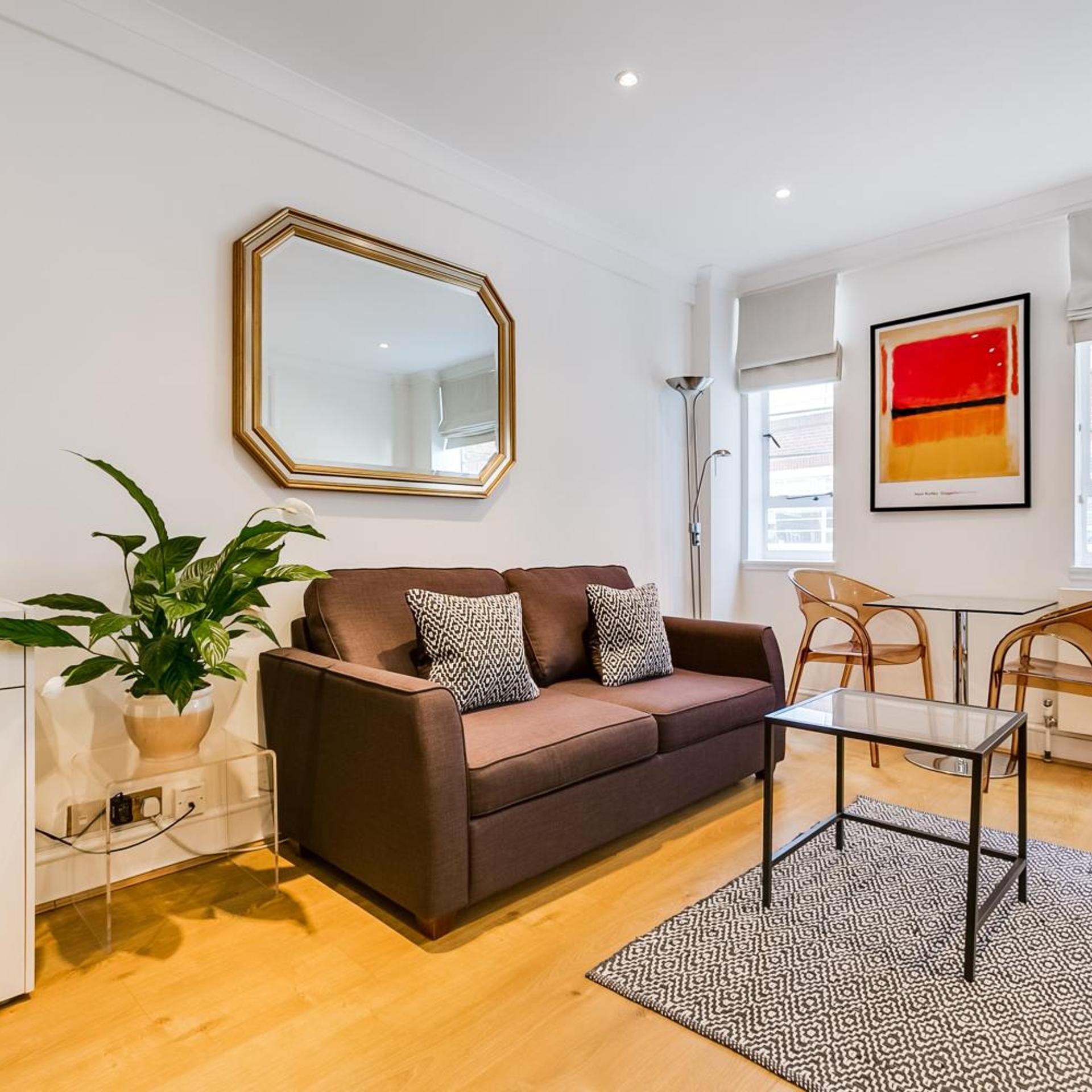 Nell Gwynn Chelsea Accommodation 30/50