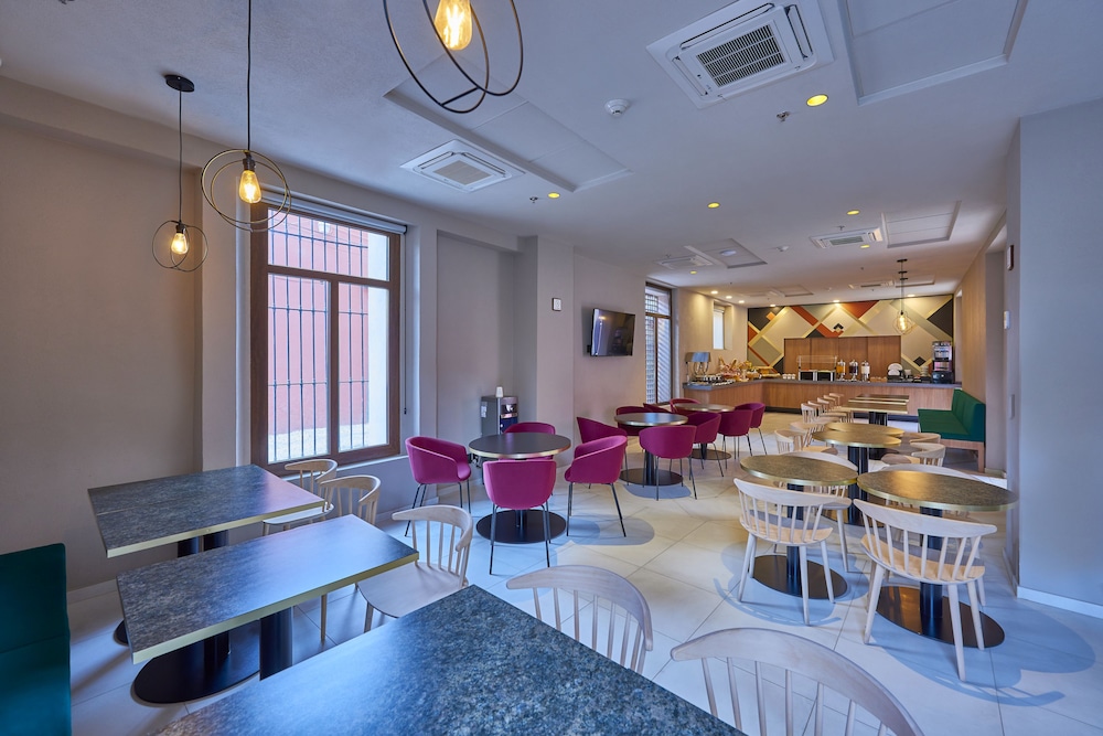 City Centro by Marriott Oaxaca 60/75