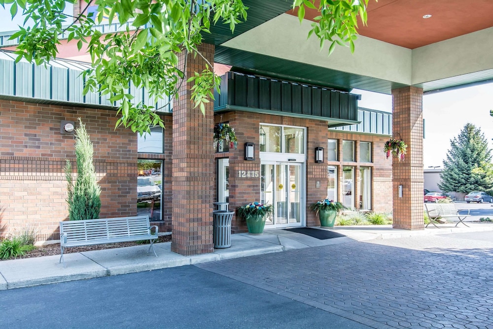 Comfort Inn & Suites Spokane Valley Central 34/40