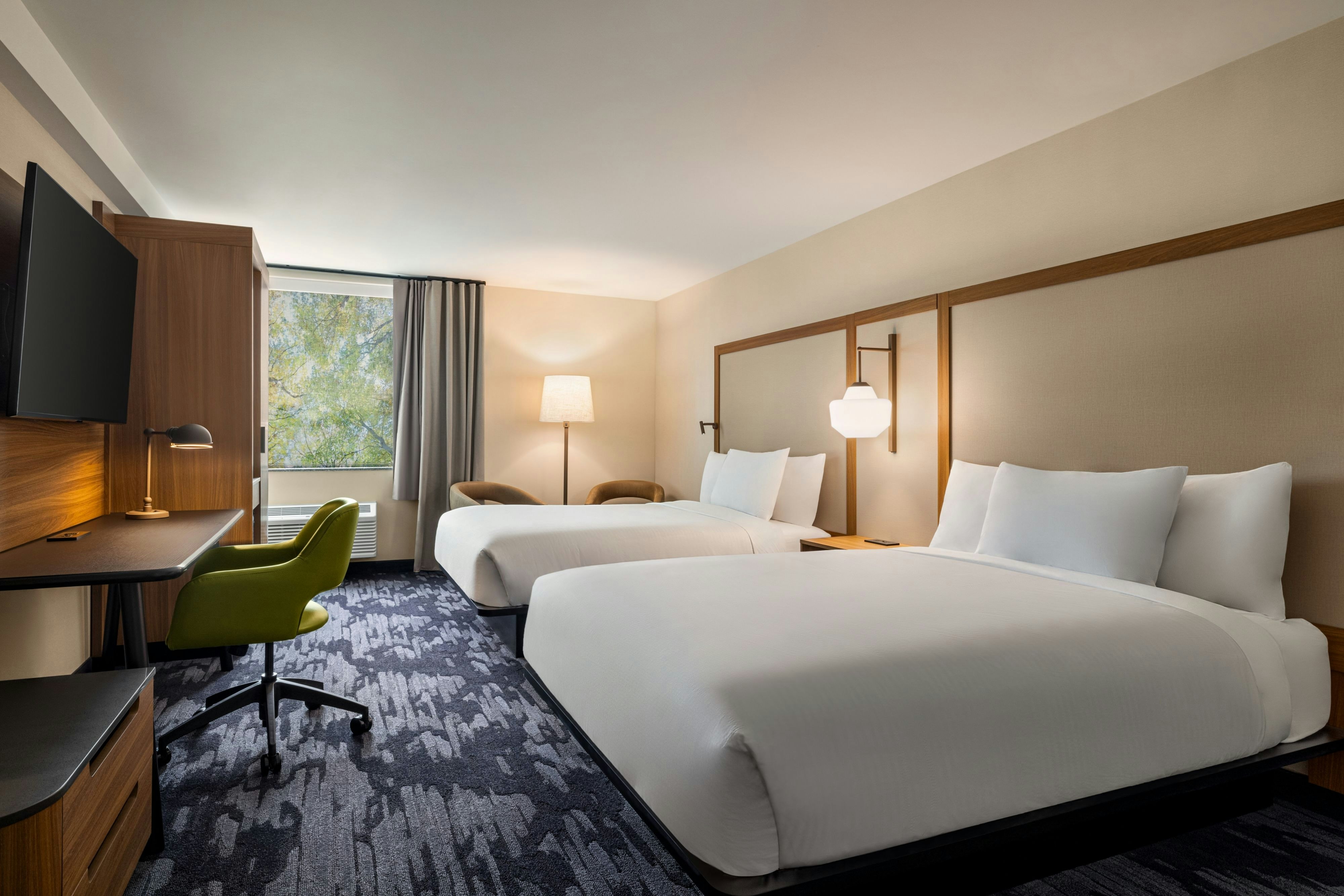 Hotel Monona 4/11