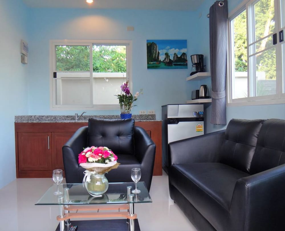 Thuan Resort 30/42