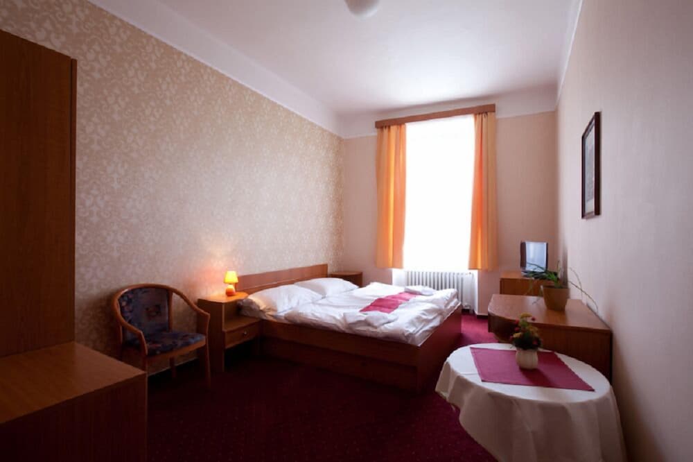 Hotel U Cerného Orla 12/41