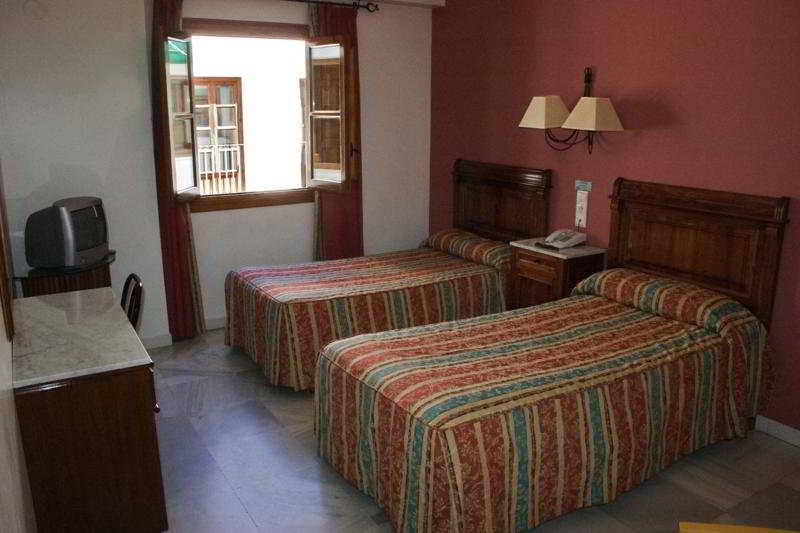 Maestre Hotel 12/20