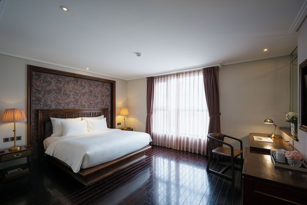 Le Jardin Hotel Haute Couture 25/76