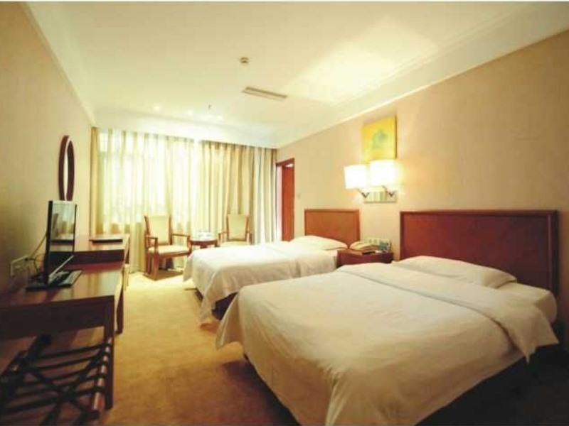 GreenTree Inn Dongguan Hotel 10/17