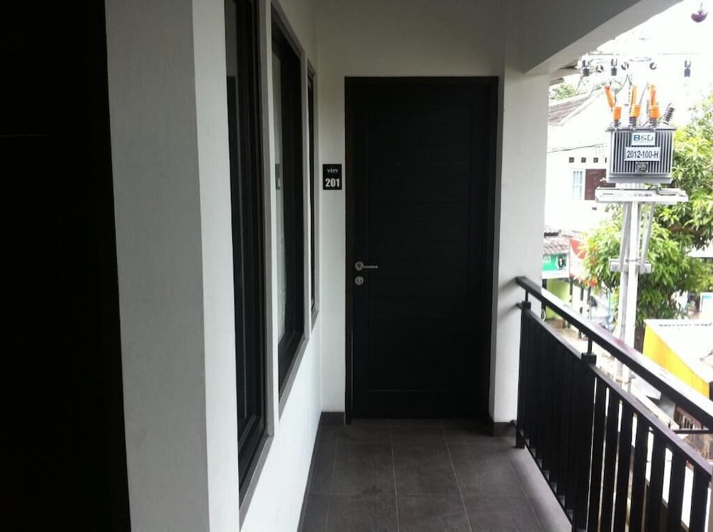 Votel Viure Hotel Yogyakarta 2/54