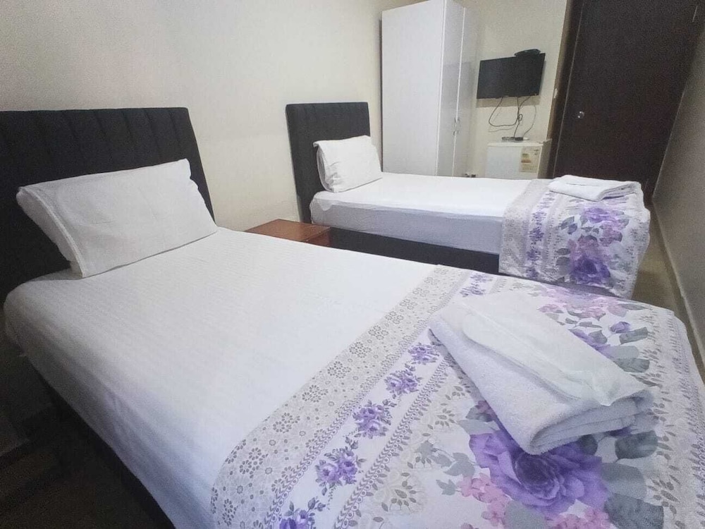 Sah Hotel 24/58