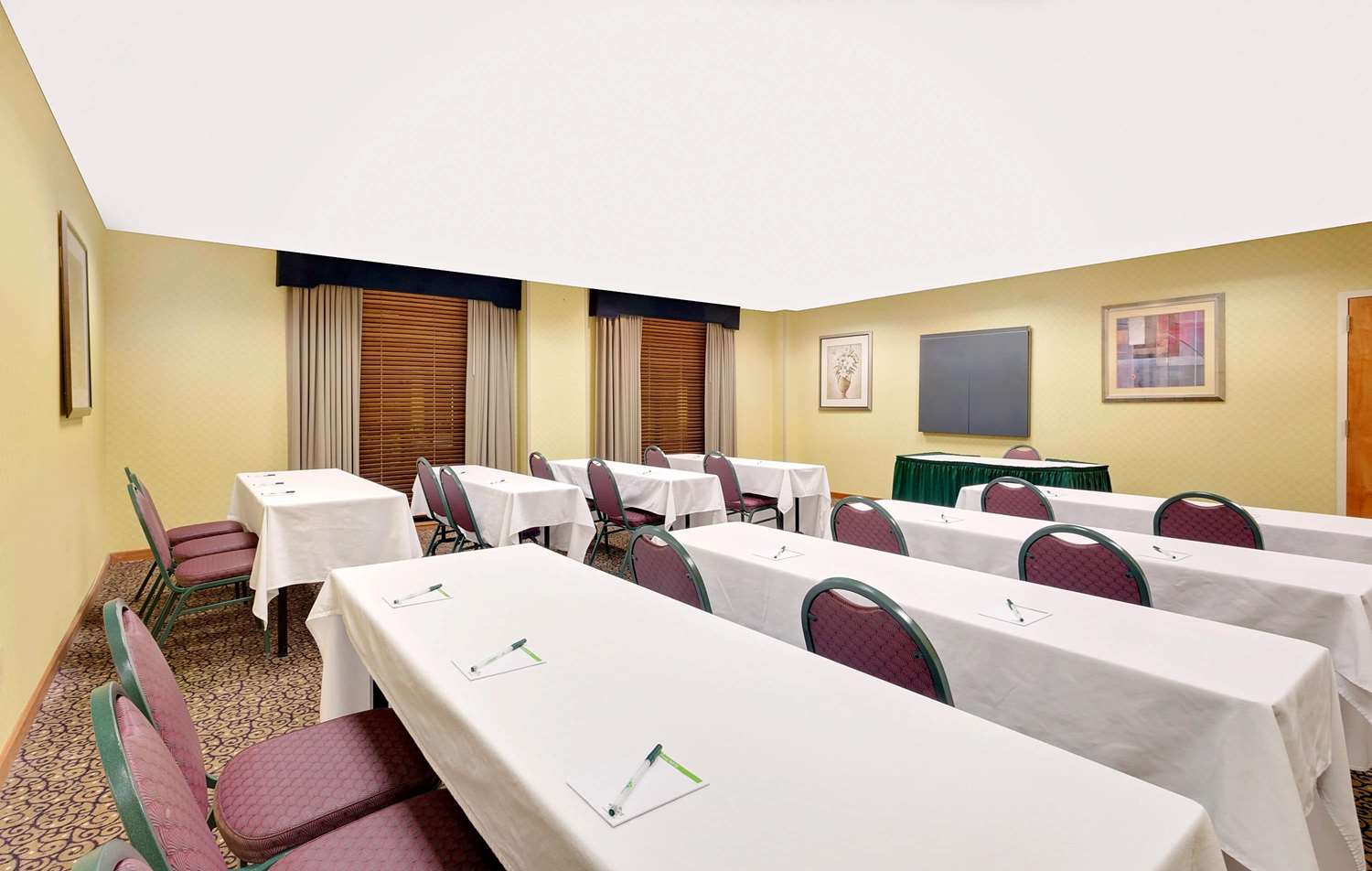 Wingate by Wyndham Destin 27/34