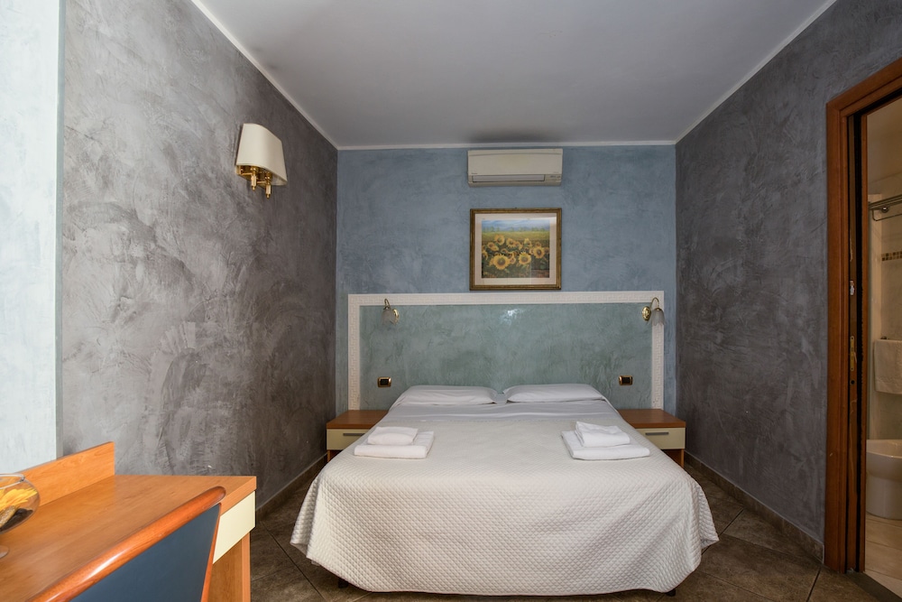 Hotel Angelica 36/73