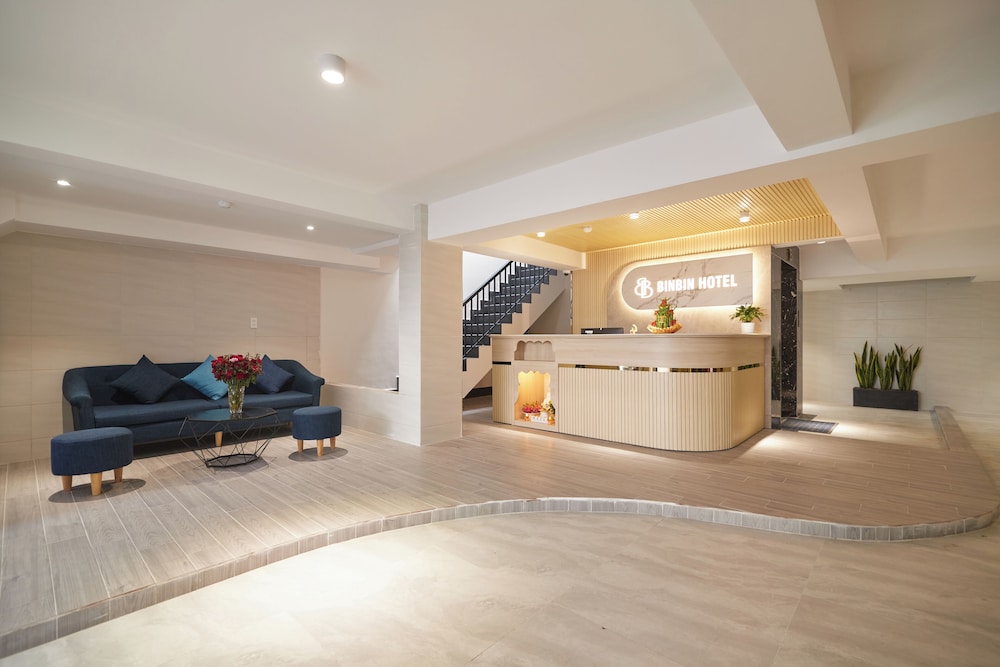 Bin Bin Hotel 9 12/50