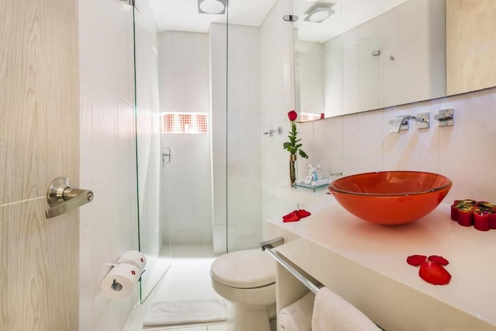 Hotel Black Tower Premium 20/70