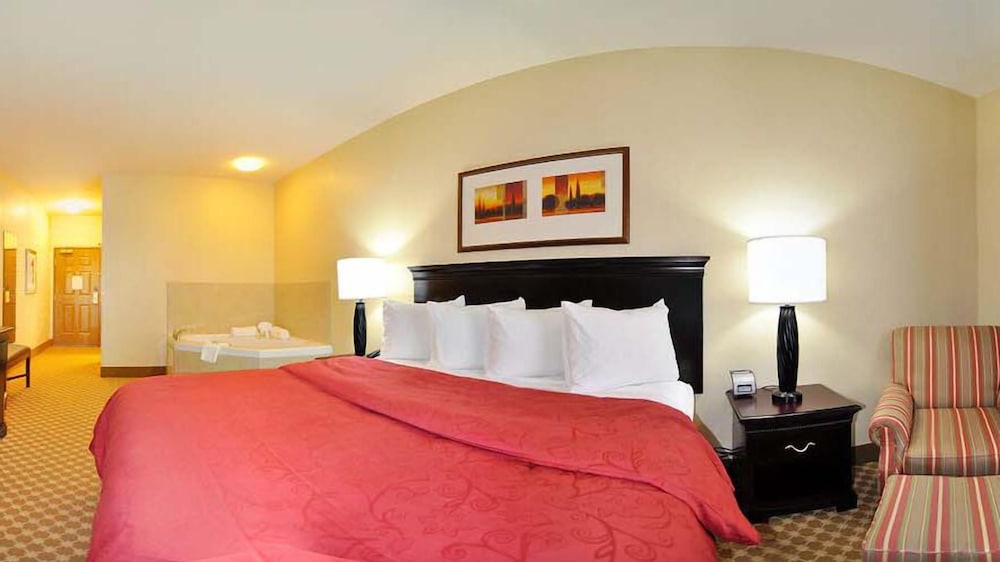 Country Inn & Suites by Radisson, Conway, AR 9/36