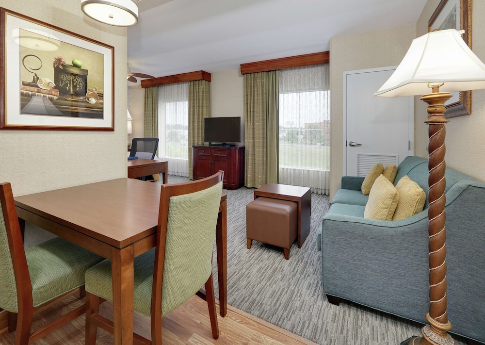 Homewood Suites by Hilton Hagerstown 24/44