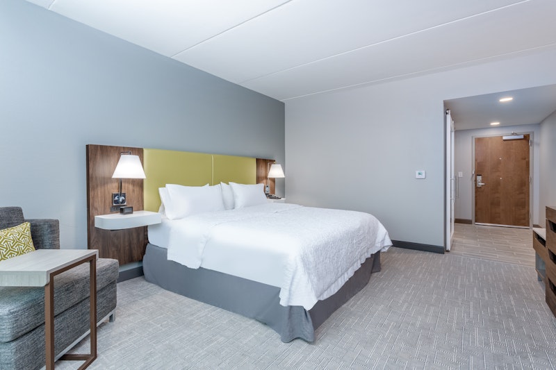 Hampton Inn & Suites Saraland Mobile 8/20