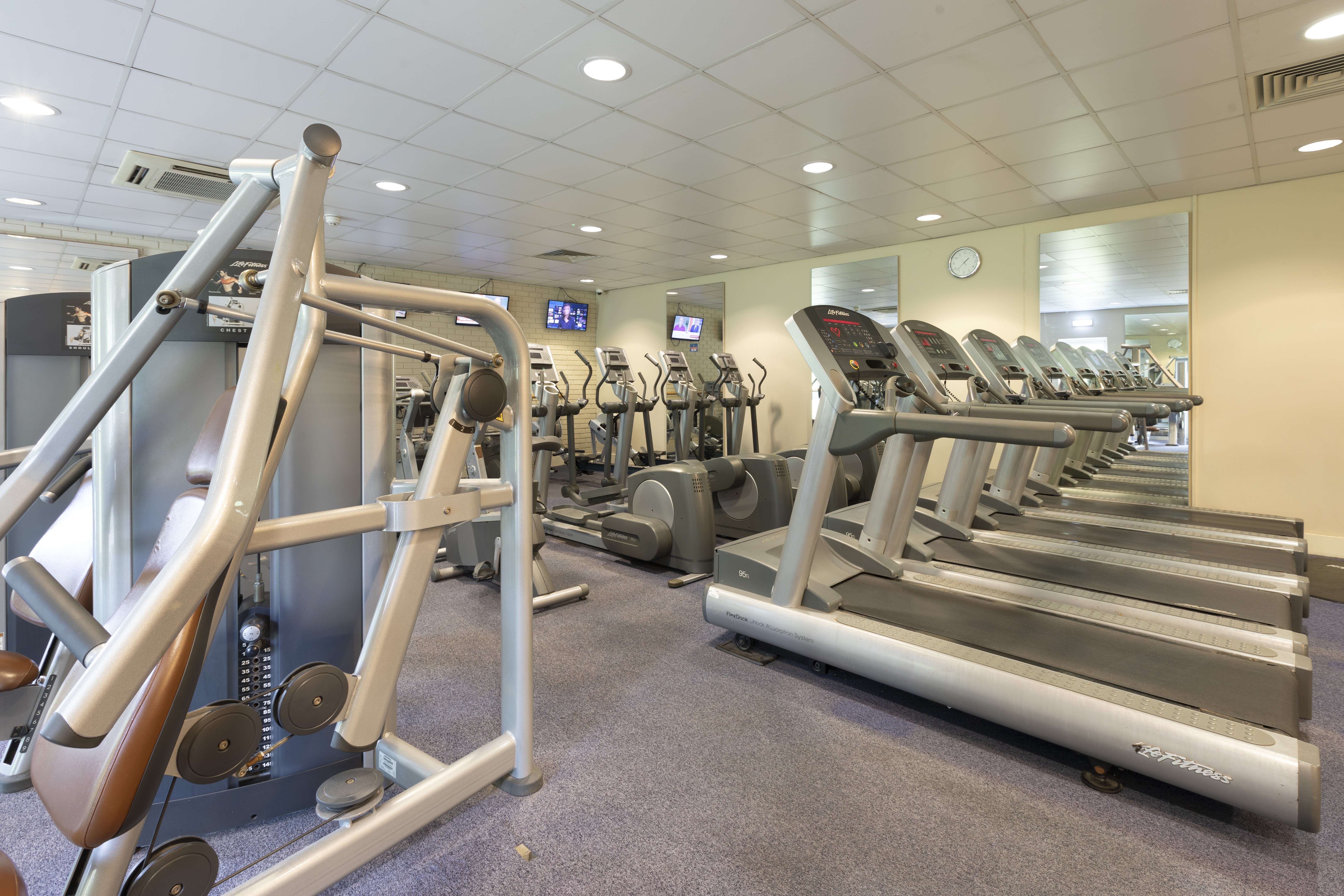 Holiday Inn Guildford 40/71