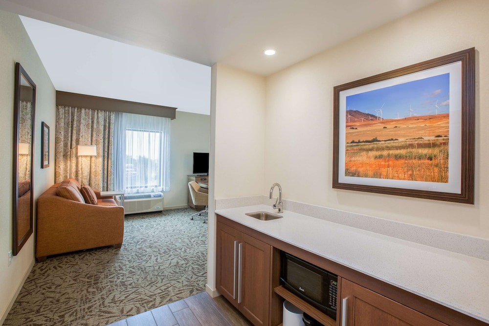 Hampton Inn & Suites Pasco/Tri-Cities 30/46